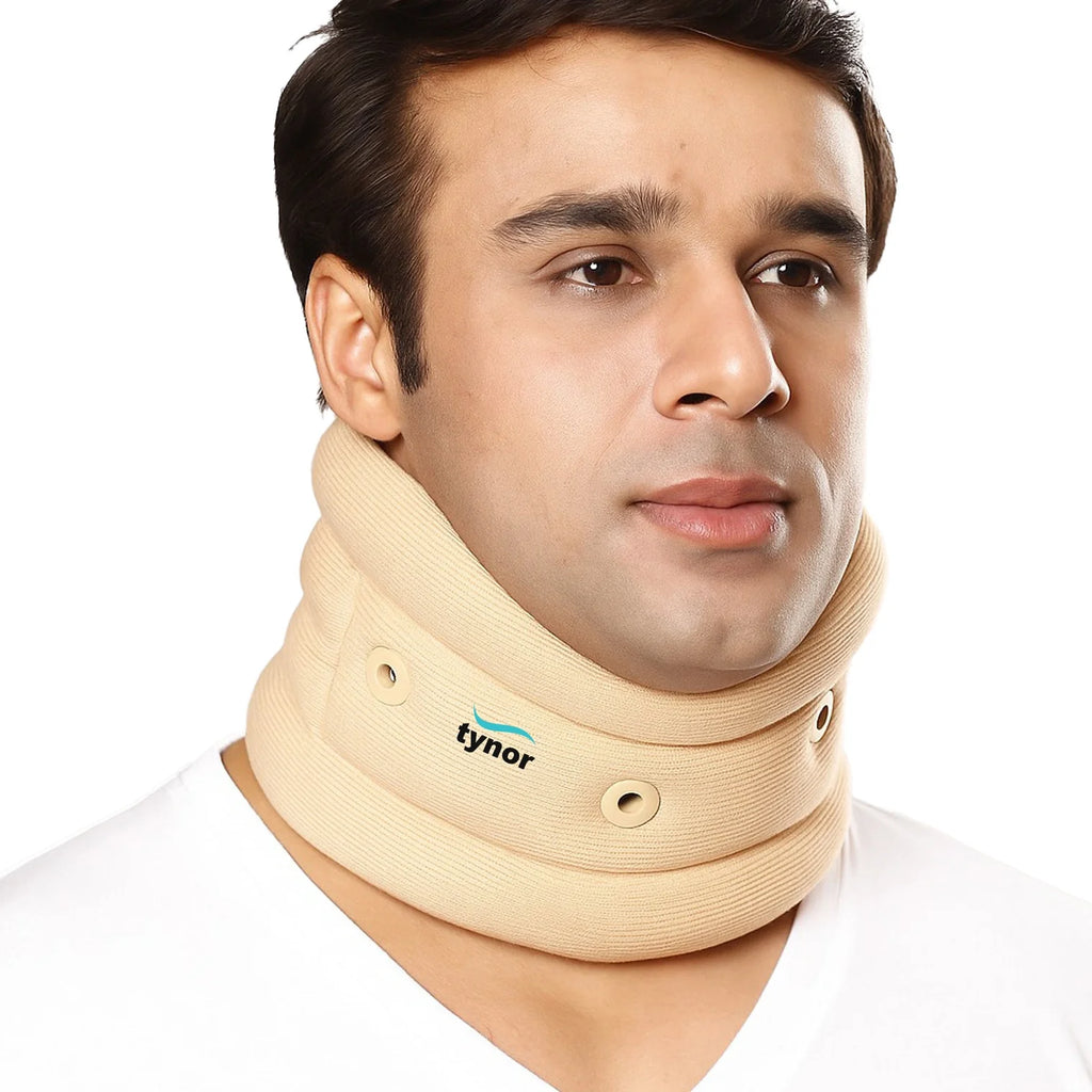 طوق العنق اللين مع دعامة